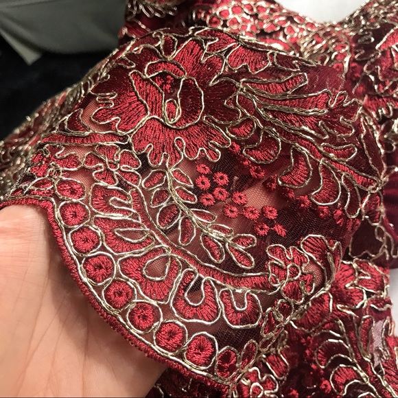 🆕 BURGUNDY GOLD EMBROIDERED MIDI DRESS! - Picture 8 of 11